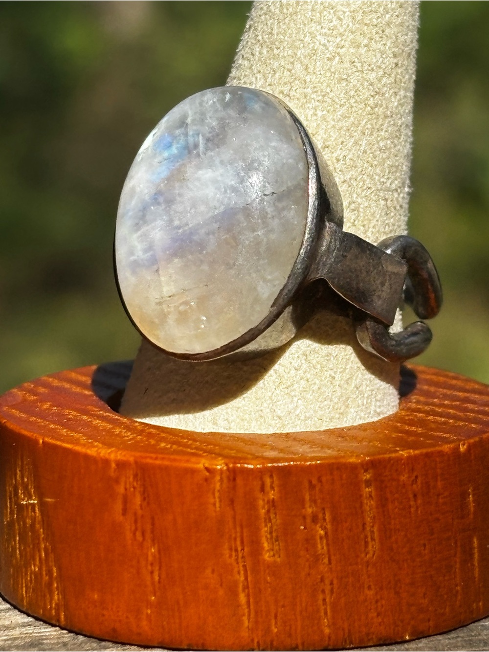 Silver Moonstone Oval Cocktail Ring - White/Blue Sheen